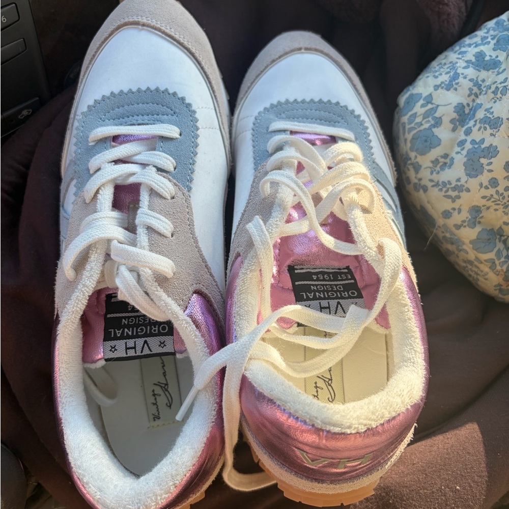 Vintage Havana Pink and White Athletic Shoes